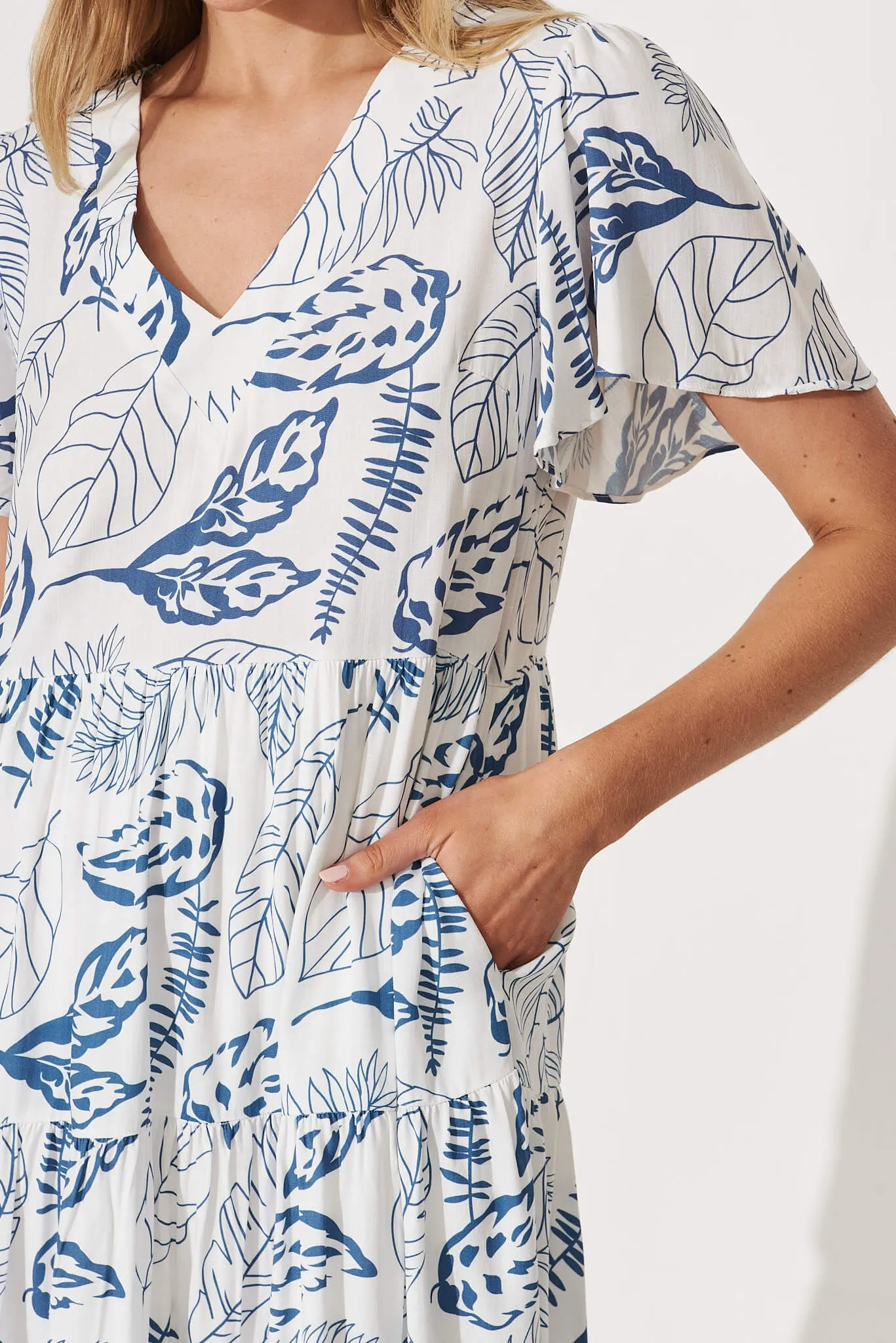 Diana Smock Dress In White With Blue Leaf Print Linen Blend