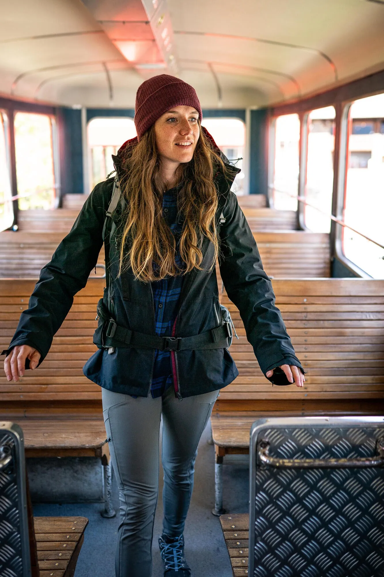 Forclaz Women's Travel Backpacking Waterproof 3-in-1 Jacket Travel 500 17.6F