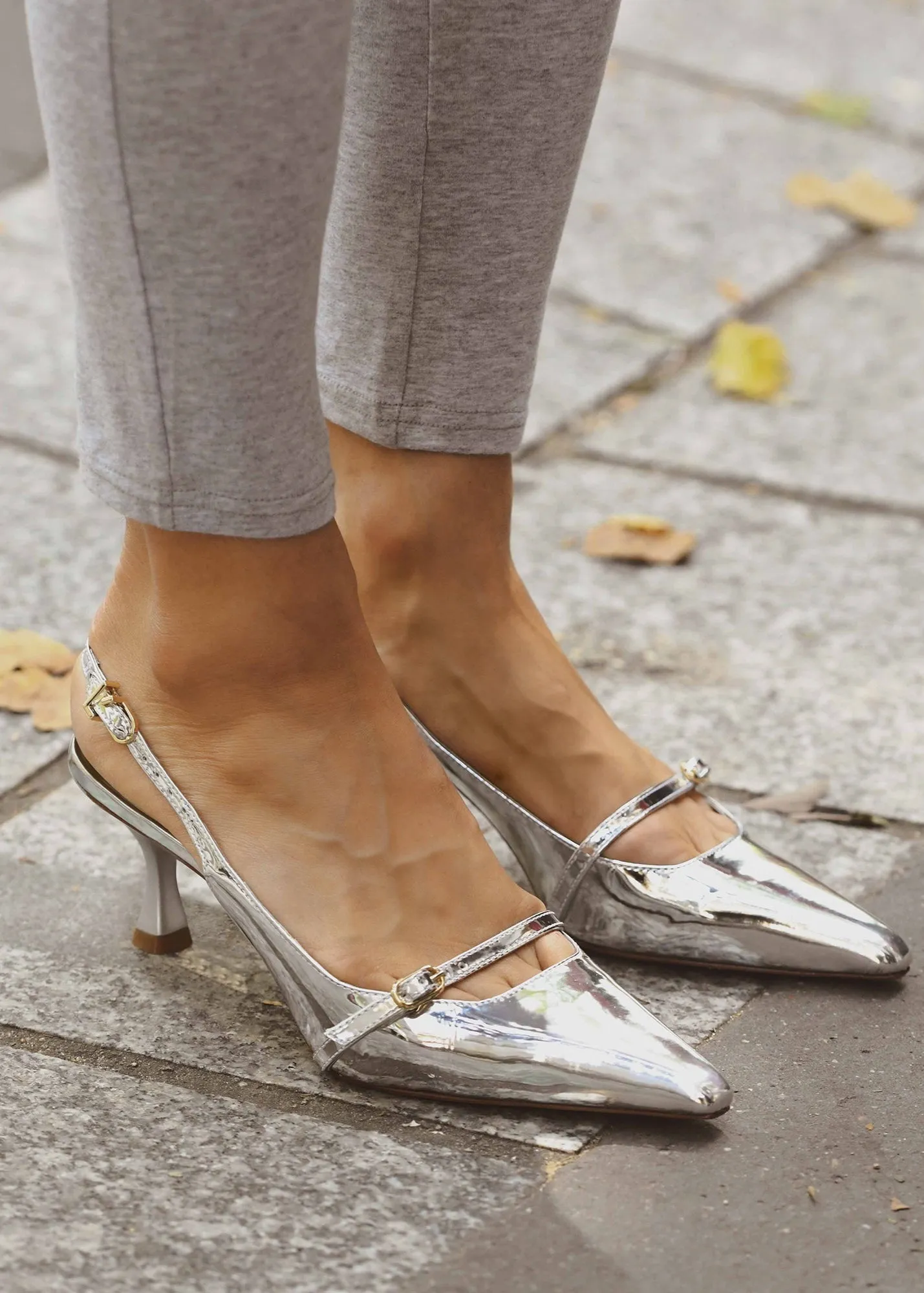 Larroude Ines Pump In Silver Specchio