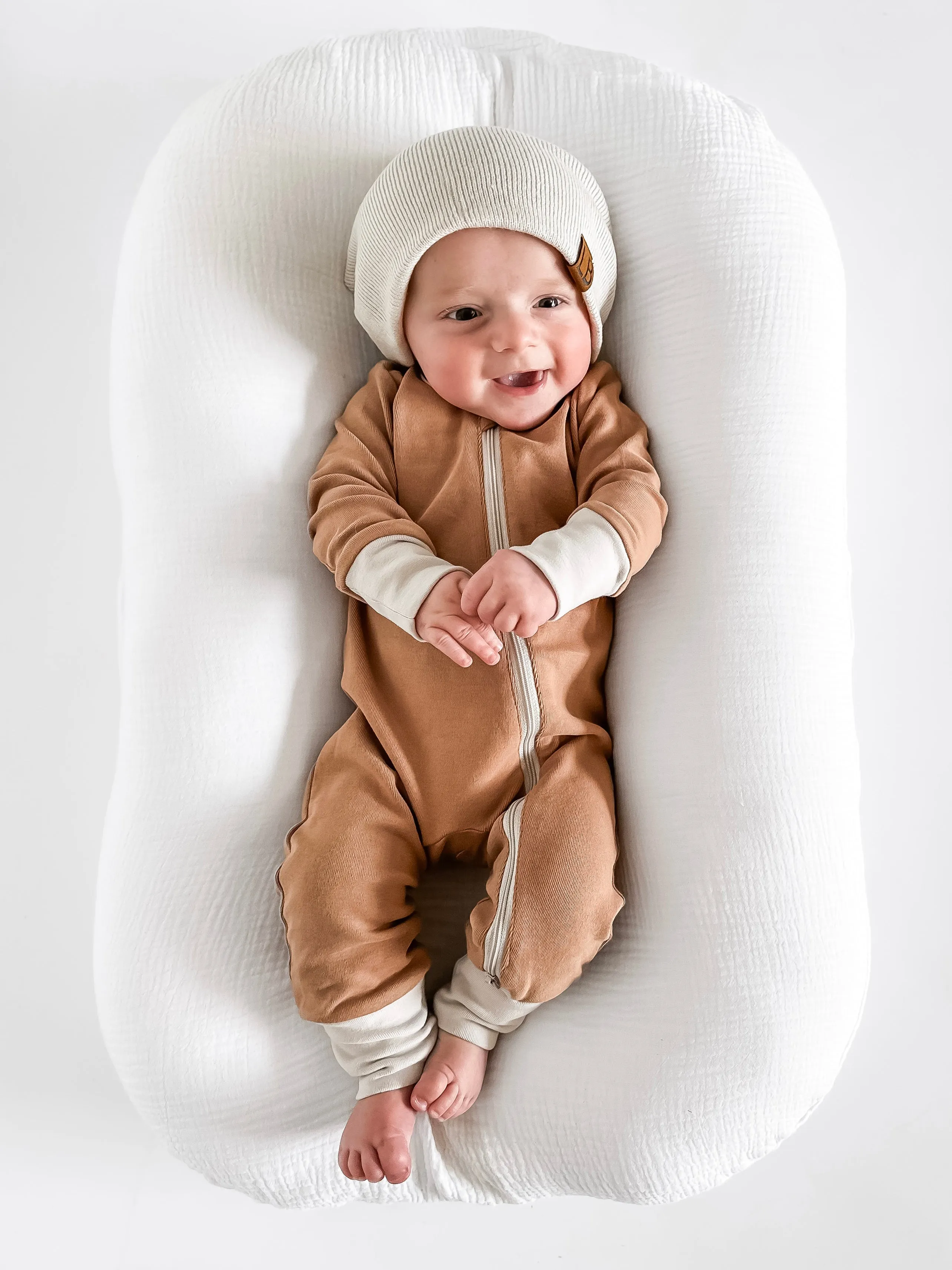 Little Bipsy - Knit Beanie in Froth
