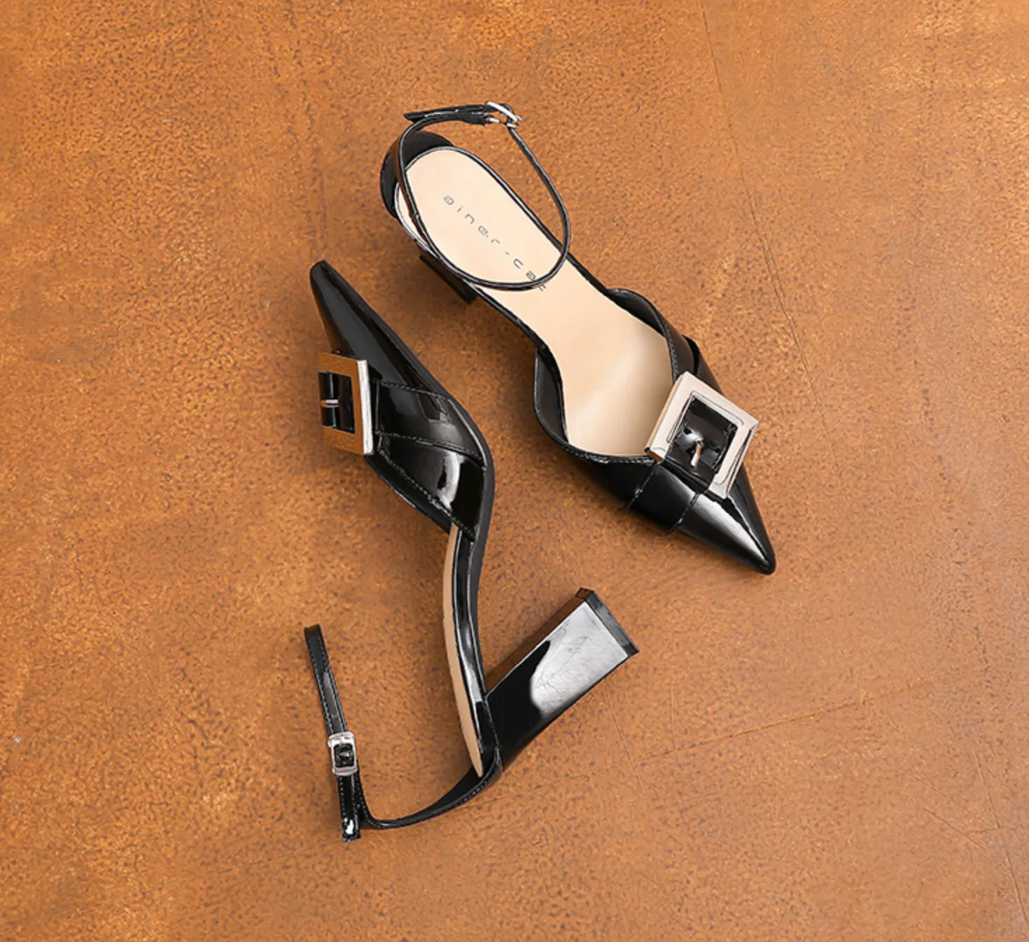 Patent Leather Block Heel Pumps with Buckle – CLAUDIA