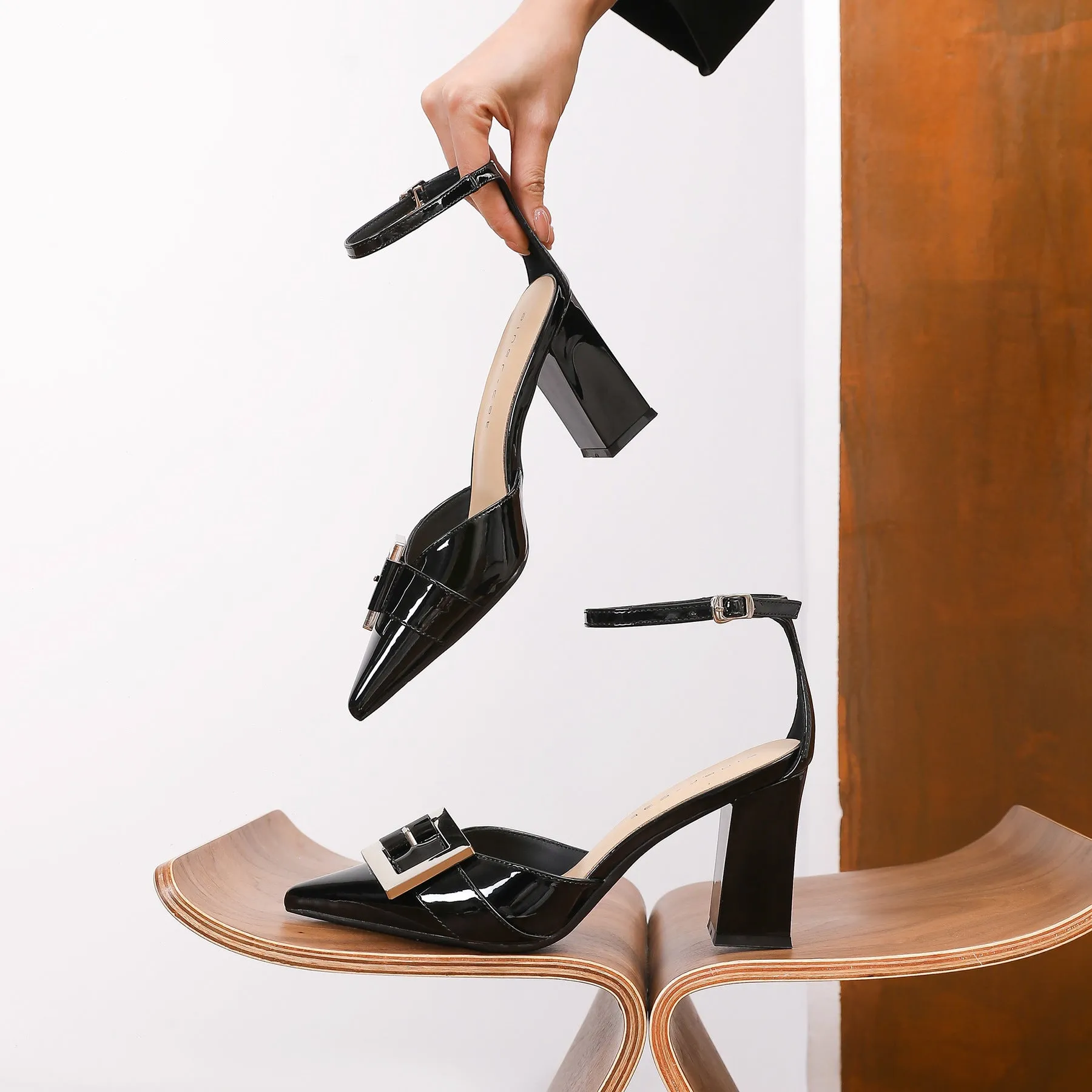 Patent Leather Block Heel Pumps with Buckle – CLAUDIA