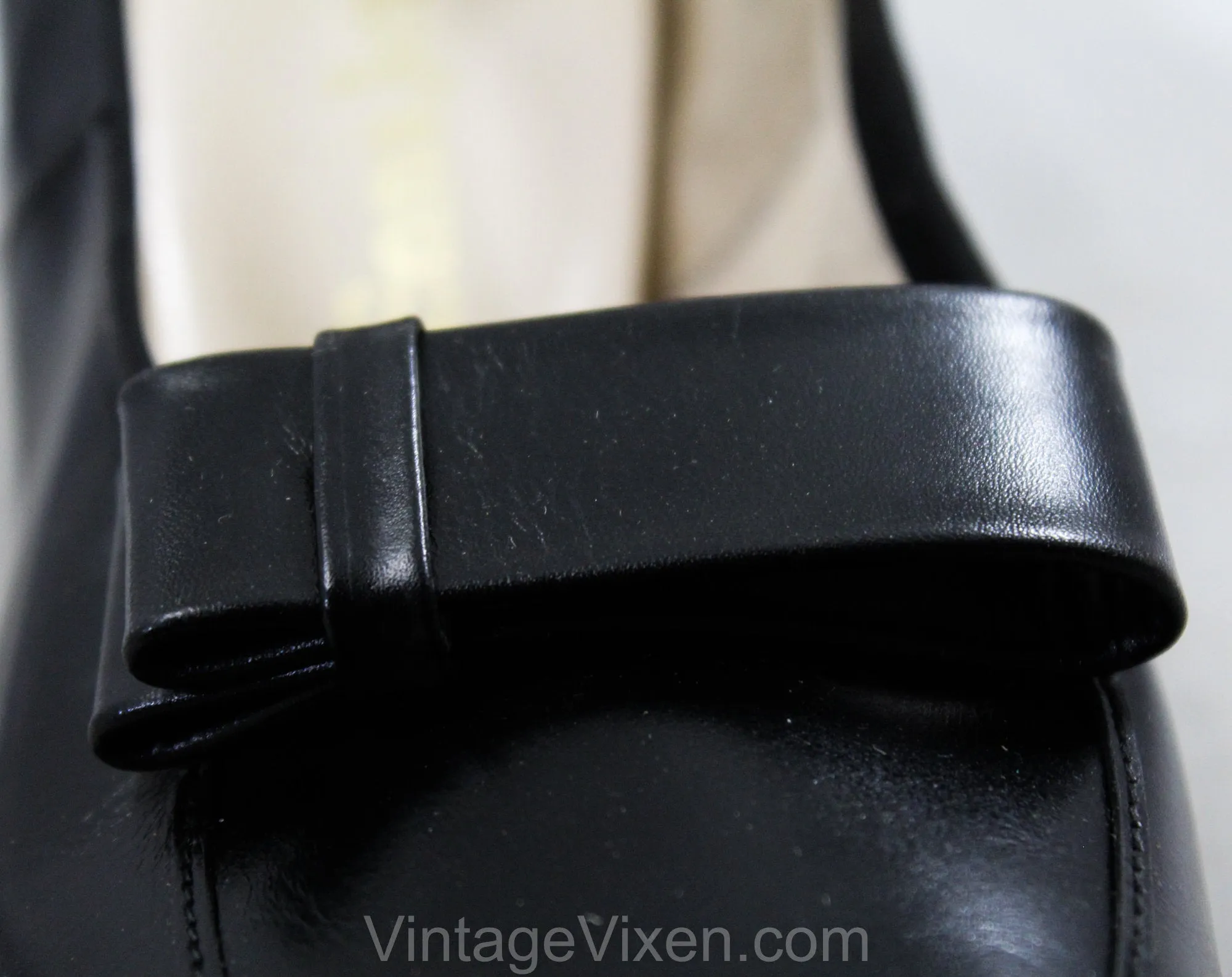Size 9 Black Shoes - Authentic 1960s 9AA Narrow Pumps - Fine Leather Shoe with Mod Loafer Style Buckle - Secretary Chic 60s Deadstock