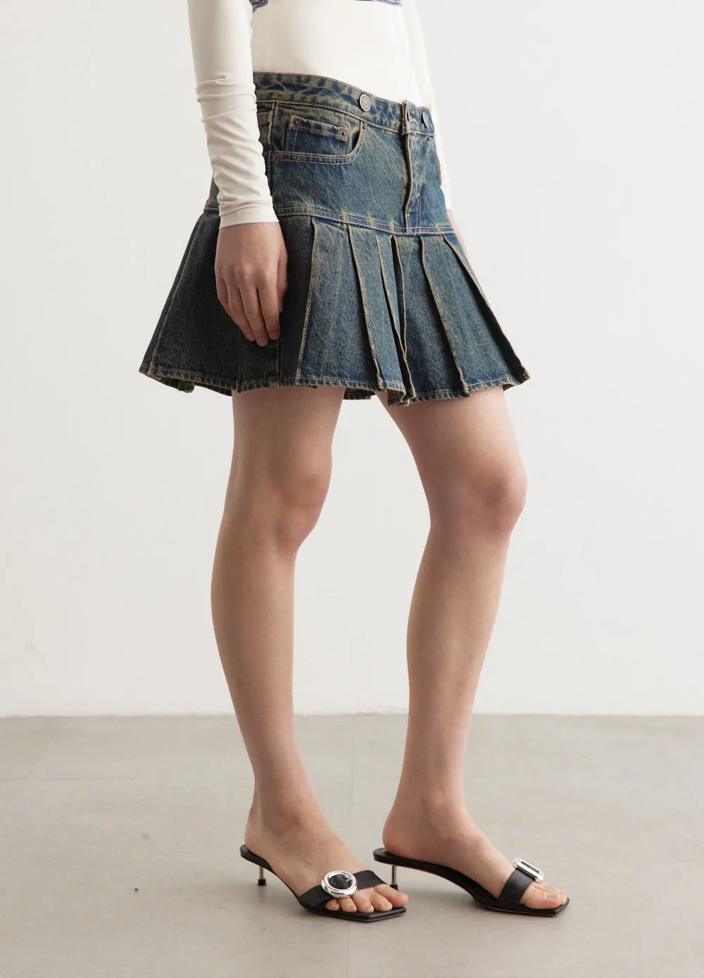 x Levi's Skirt